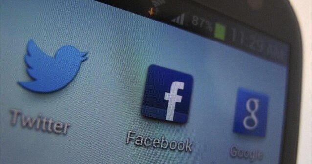 Έρευνα: Τα social media βλάπτουν την ψυχική υγεία των εφήβων