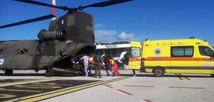 Αεροδιακομιδή 5 ασθενών από την Ρόδο στο Ηράκλειο Ανάμεσα τους 2 νεογνά