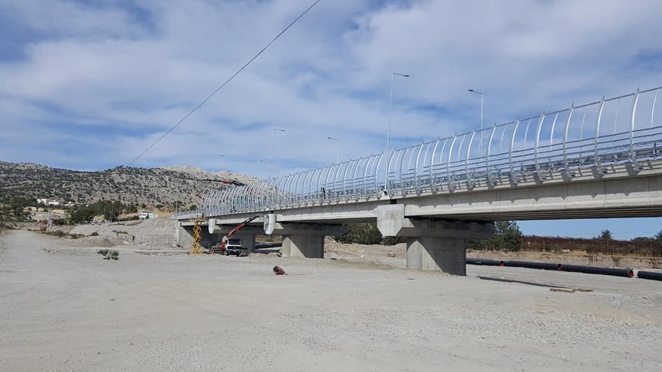 Νέα γέφυρα στο Χαράκι