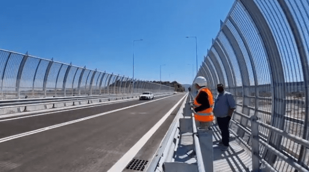 Παραδόθηκε στην κυκλοφορία η νέα γέφυρα στο Χαράκι