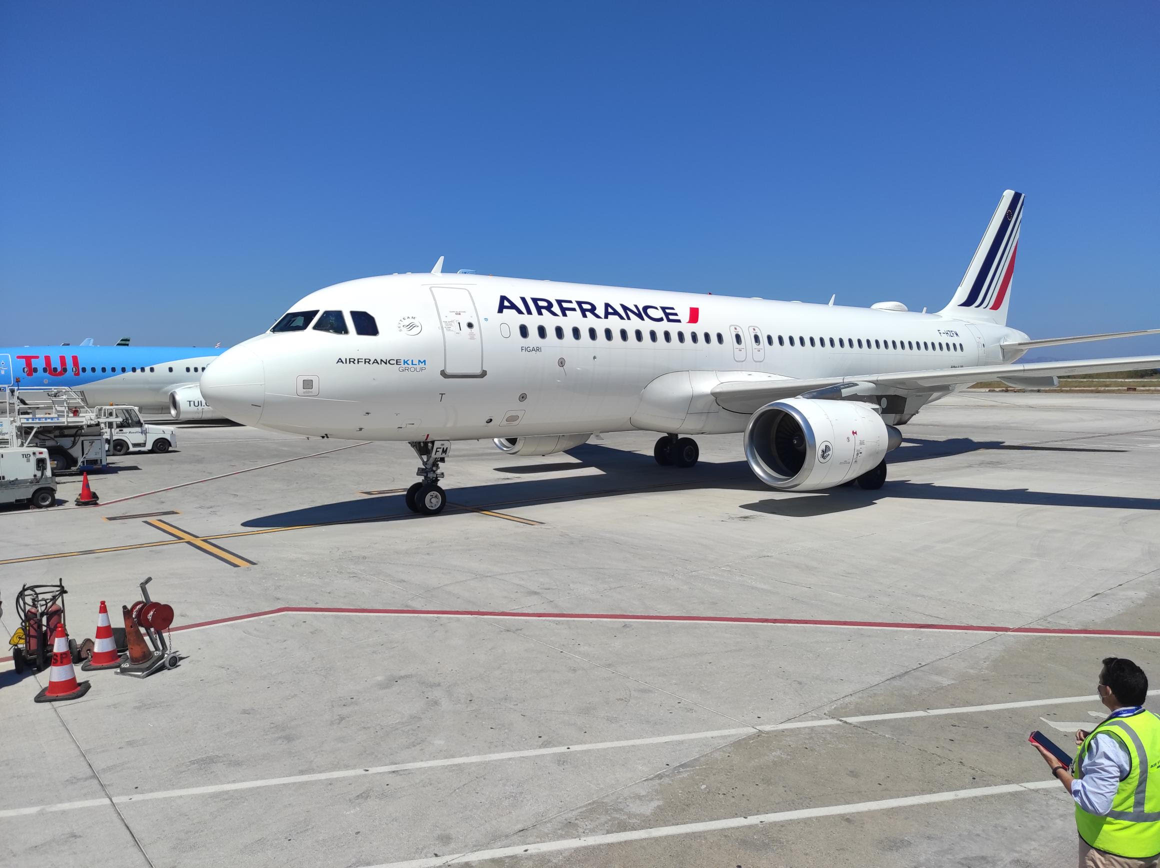 Την πρώτη της πτήση στη Ρόδο πραγματοποίησε η Air France