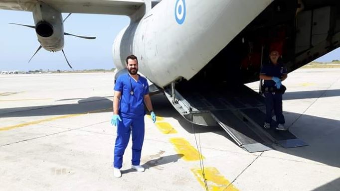 Κραυγή αγωνίας από εντατικολόγο του "Σωτηρία": Εμβολιαστείτε! Έχουμε 50 άτομα στη ΜΕΘ, το 95% ανεμβολίαστοι