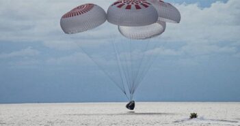 SpaceX: Επέστρεψαν στη Γη οι πρώτοι τουρίστες του διαστήματος