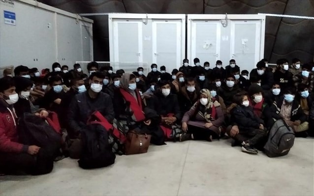 Στην Κω 375 μετανάστες από το τουρκικό πλοίο Ολοκληρώθηκε η επιχείρηση