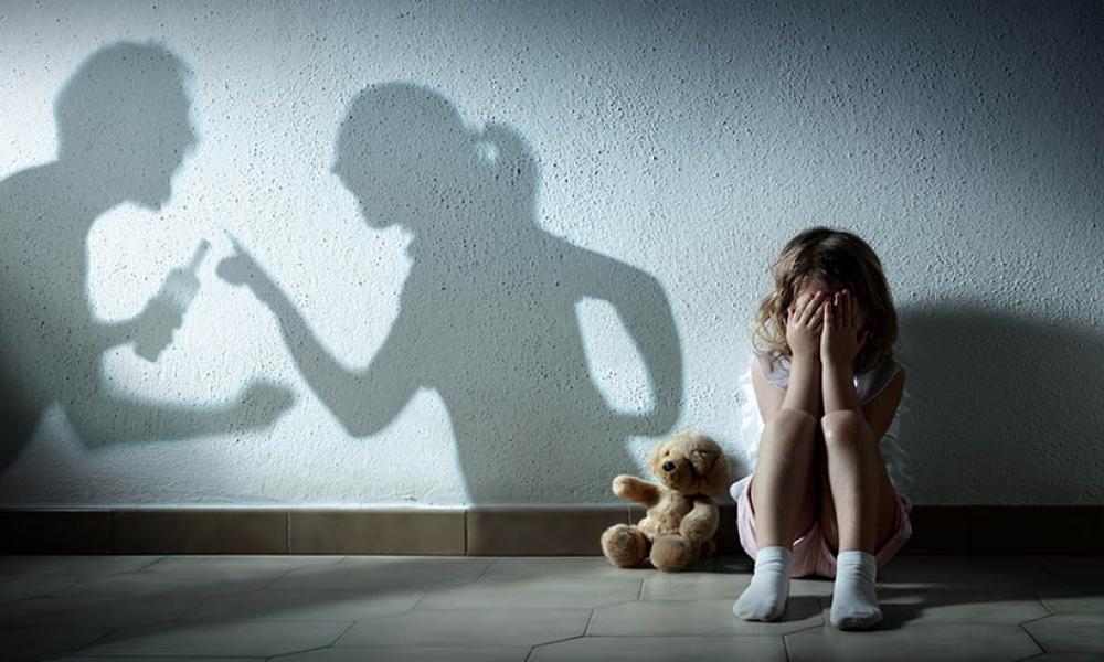 Εκτόξευση των καταγγελιών για ενδοοικογενειακή βία Αυστηρές εντολές στην ΕΛ.ΑΣ