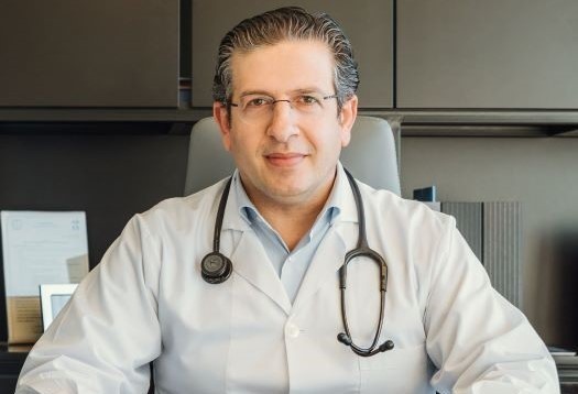 Ηλίας Τσέρκης ΙΣΡ : "Το ενδιαφέρον για εμβολιασμό στη Ρόδο έχει αυξηθεί κατακόρυφα  Άμεση η ανάγκη για δημιουργία νέου εμβολιαστικού κέντρου"