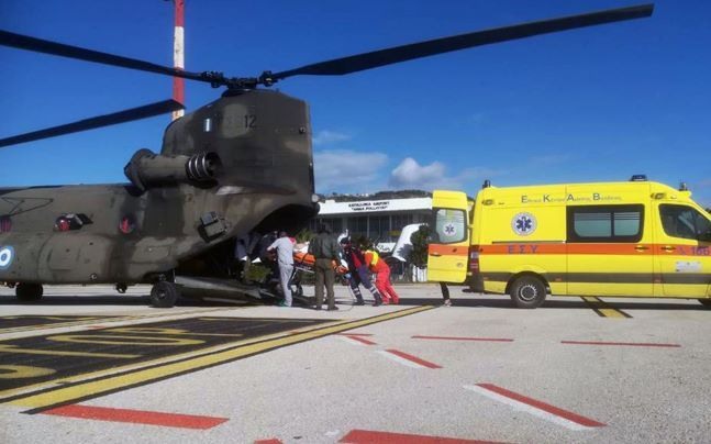 Μεταφορά 4 ασθενών από νησιά του Αιγαίου με ελικόπτερα της Πολεμικής Αεροπορίας