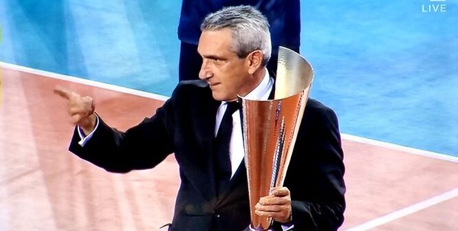 Ο Περιφερειάρχης Νοτίου Αιγαίου συνεχάρη το Φοίνικα Σύρου για την κατάκτηση του Super Cup