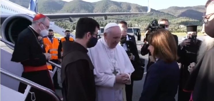 Ο Πάπας Φραγκίσκος στον προσφυγικό καταυλισμό στη Λέσβο