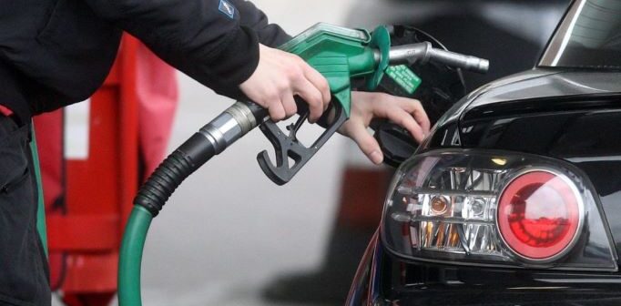 Εκτίμηση σοκ για την τιμή της βενζίνης Πού θα «αγγίξει» τα 2,5 ευρώ