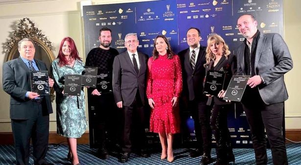 Έλαμψαν και φέτος τα εστιατόρια του Νοτίου Αιγαίου, με 17 διακρίσεις στους Χρυσούς Σκούφους 2022