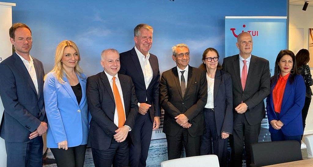 Στις Βρυξέλλες Γ.Χατζημάρκος  και Α.Καμπουράκης  για την υπογραφή  συμφωνίας συνεργασίας με την TUI για το Rhodes Co-Lab