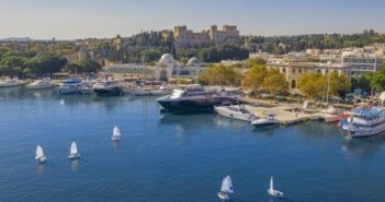Κρίση του φεριμπότ μεταξύ Τουρκίας και Ελλάδας: Τουρκικοί ισχυρισμοί ότι πλοίο κρατήθηκε στη Ρόδο Παρέμβαση από Άγκυρα