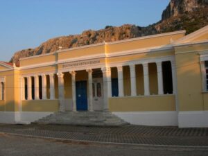 Αποκατάσταση της Σαντραπείας Σχολής και του Παρθεναγωγείου στη Μεγίστη, από την Περιφέρεια Νοτίου Αιγαίου