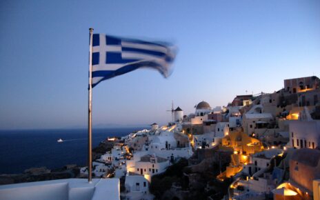 Γιατί το Νότιο Αιγαίο είναι η μόνη ελληνική Περιφέρεια που αυξάνει τον πληθυσμό της;