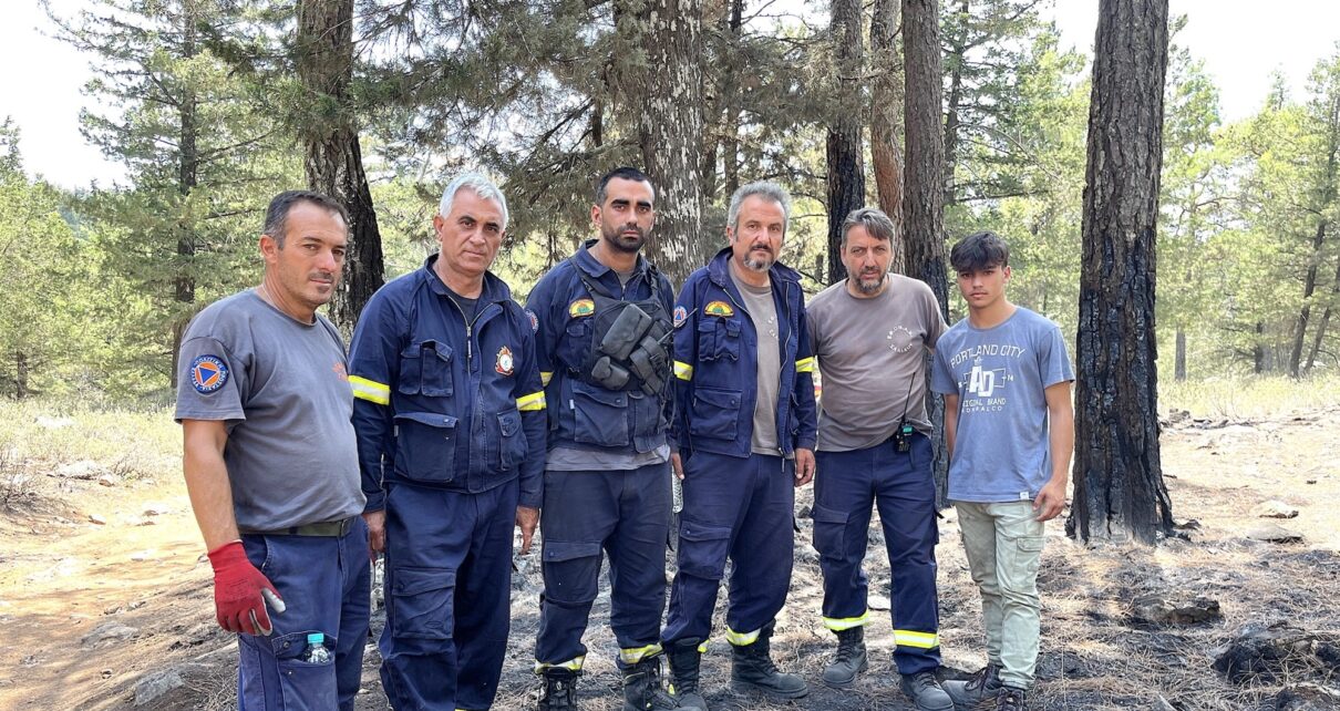 Δασική Πυρκαγιά στη Ρόδο: «Εάν δεν είχαμε τους εθελοντές δεν θα πηγαίναμε πουθενά»