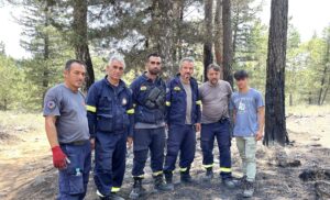 Δασική Πυρκαγιά στη Ρόδο: «Εάν δεν είχαμε τους εθελοντές δεν θα πηγαίναμε πουθενά»