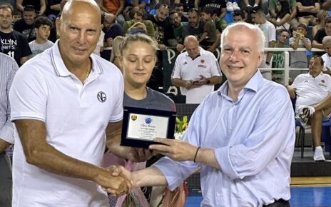 Τίμησε τον Νίκο Γκάλη ο Δήμαρχος Ρόδου Αντώνης Καμπουράκης