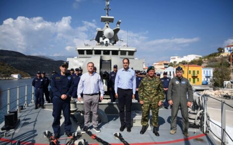 Ο Γιάννης Κεφαλογιάννης σε Καστελόριζο, Ρω και Στρογγύλη