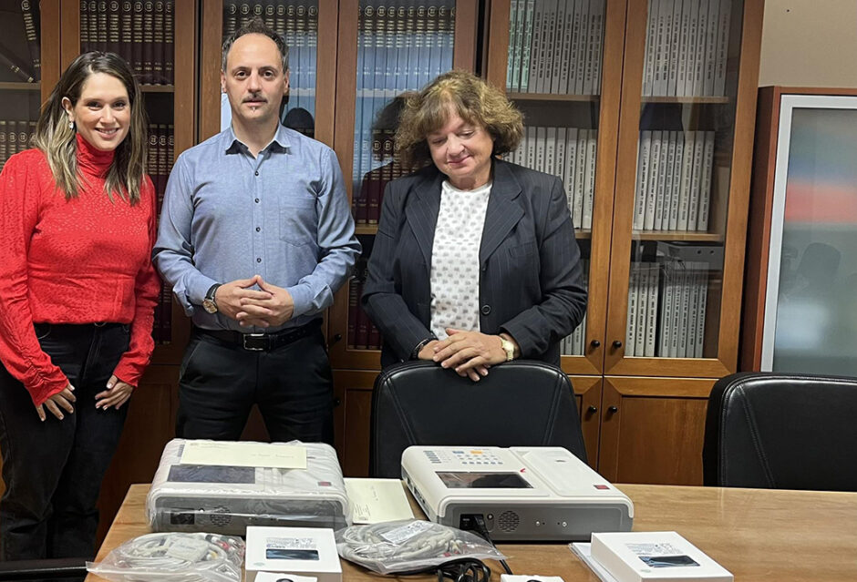 Καρδιογράφος παραδόθηκε στο Νοσοκομείο Ρόδου στη μνήμη του Κώστα Σαρή