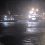 Η μάχη του ΣΑΟΣ με τα μποφόρ στo λιμάνι της Ρόδου – Με ρυμουλκό βγήκε έξω από το λιμάνι (video)